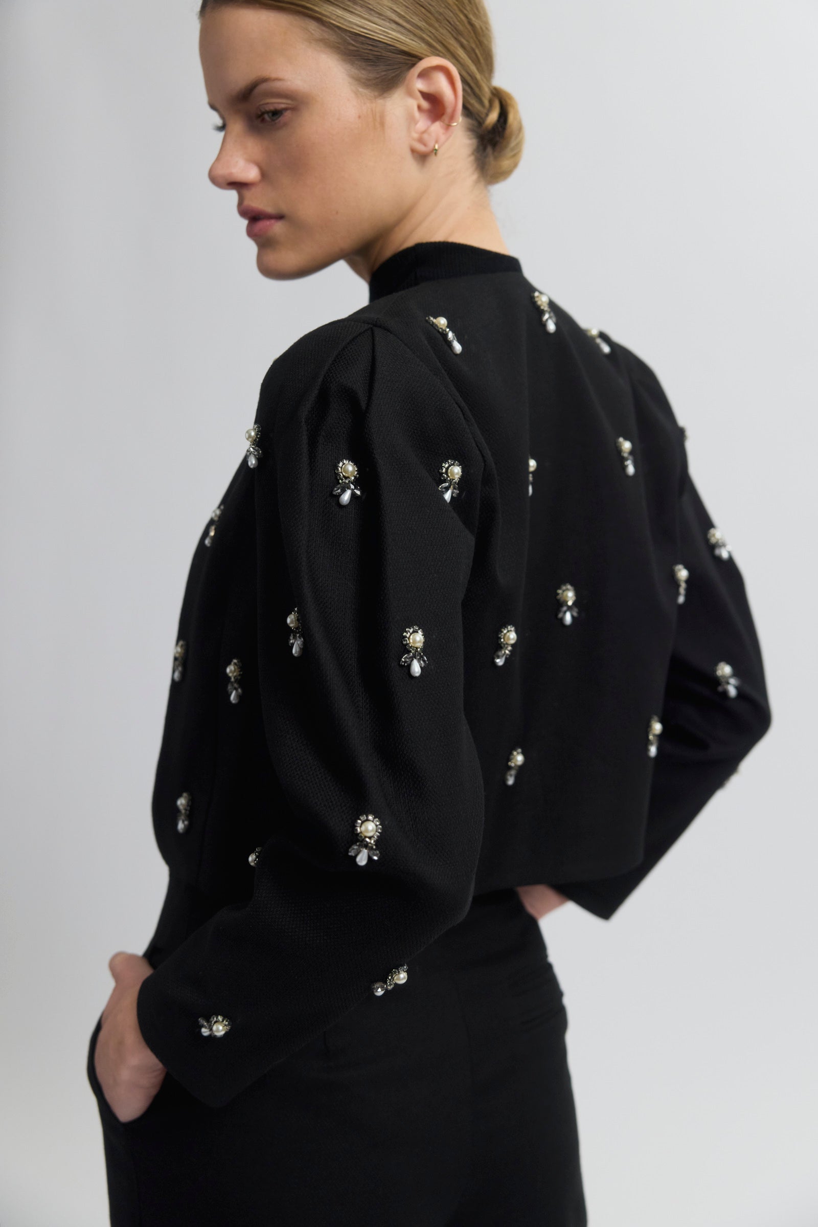 Pearl Beaded Cropped Jacket - ARIAS New York